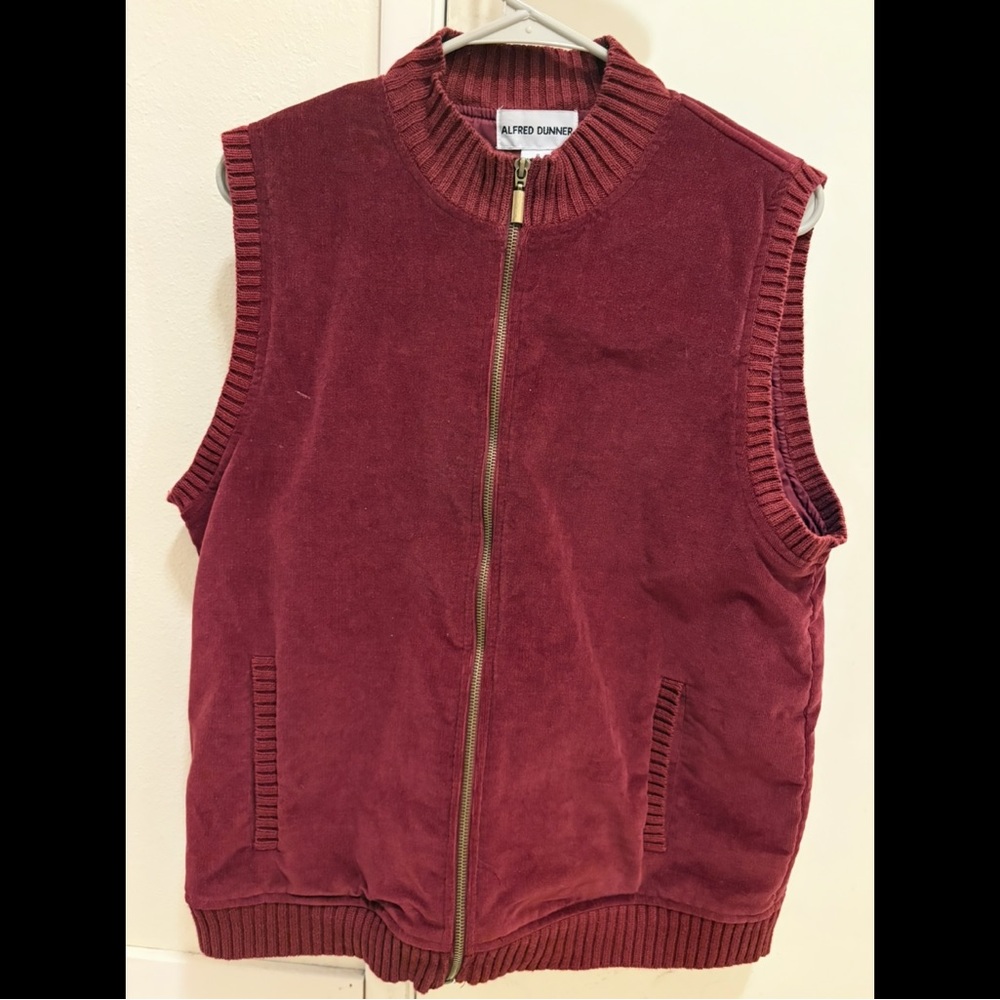 Alfred Dunner Red Zip Up Vest